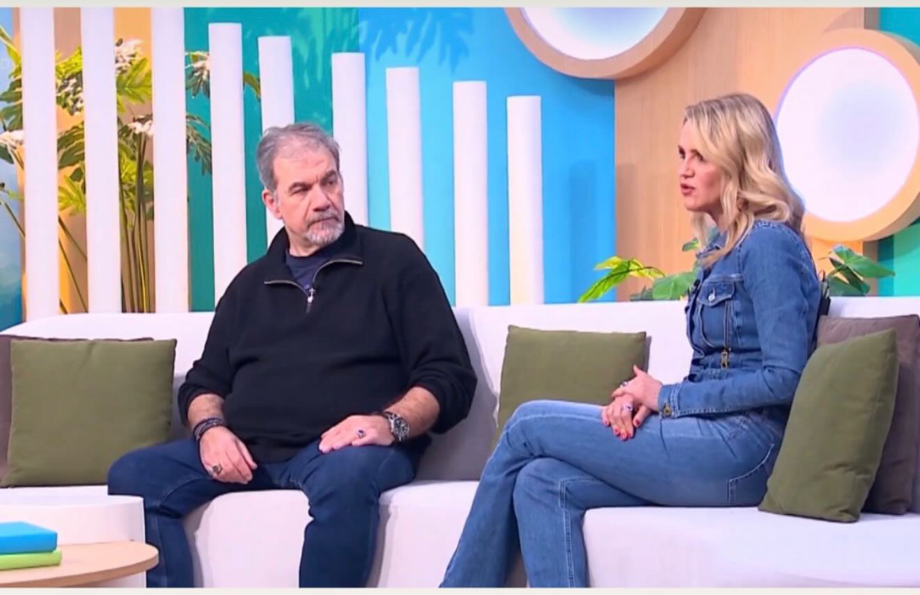 «Όλα για τη Ζωή μας Vita»:  Μια εκπομπή ορόσημο και μάθημα για όλους μας. Ο Δημήτρης Σταρόβας πρότυπο για όλους μας.